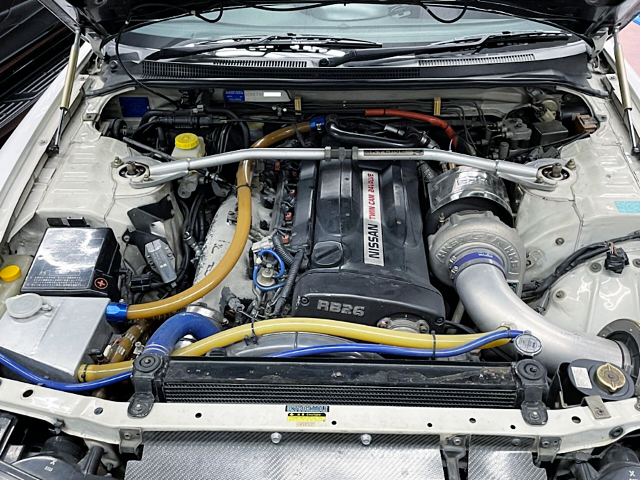 RB26 with T51R single turbo.