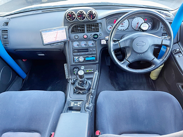 Interior of R33 SKYLINE GT-R.