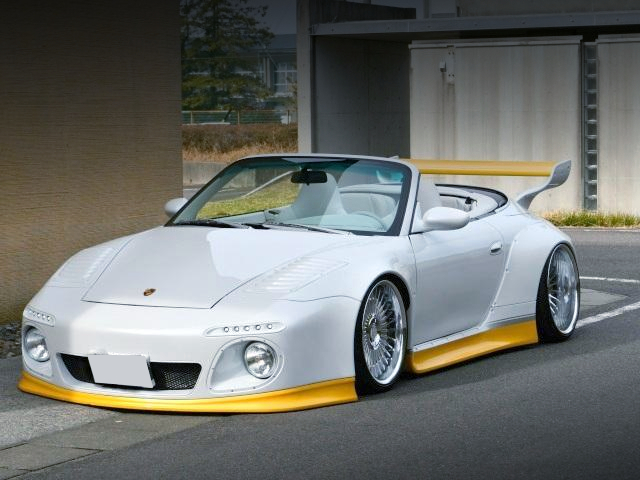 Front exterior of OLD＆NEW SLANT NOSE WIDEBODY PORSCHE 996 CARRERA CABRIOLET.