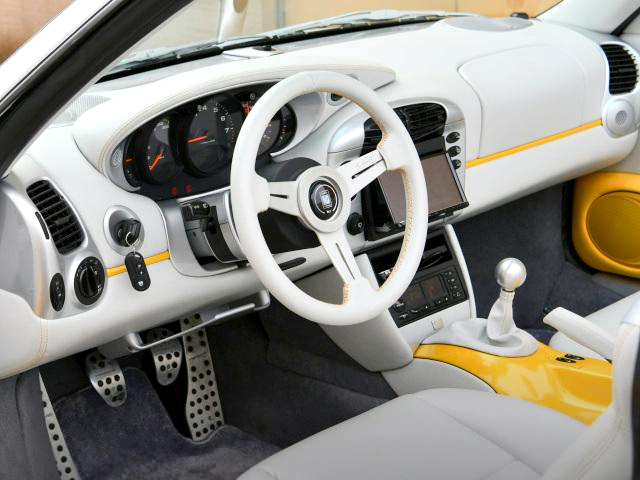 Dashboard of OLD＆NEW SLANT NOSE WIDEBODY PORSCHE 996 CARRERA CABRIOLET.