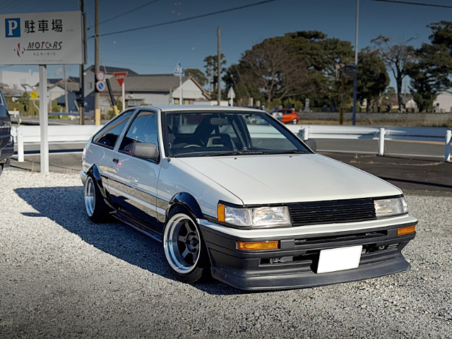 Front exterior of AE86 COROLLA LEVIN GTV.