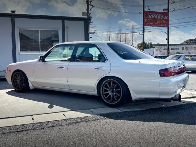 Rear exterior of C34 NISSAN LAUREL.