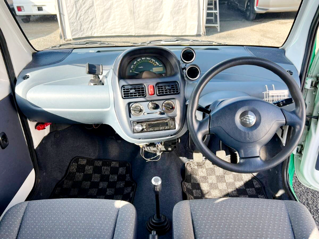 Interior of EC22S SUZUKI TWIN.