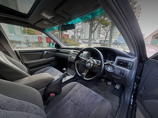 Dashboard of JZS171W CROWN ESTATE ATHLETE V PREMIUM SPORTS SELECTION.