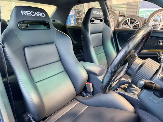 Seats of JZX100 CHASER TOURER-V. 