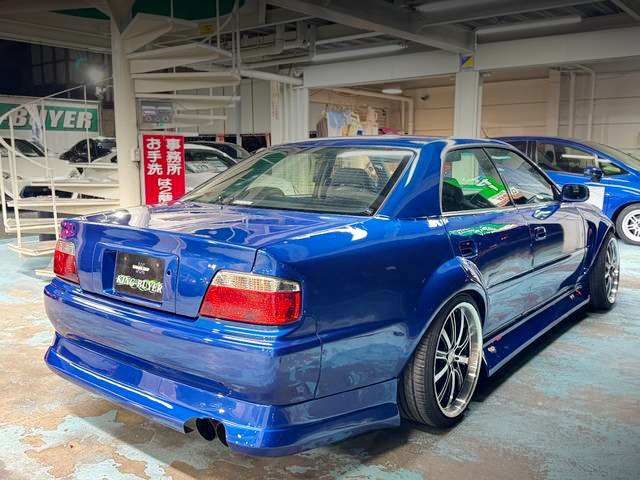 Rear exterior of JZX100 CHASER TOURER-V. 