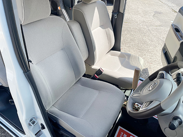 Seats of LA800S DAIHATSU MOVE CANBUS.