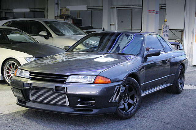 Front exterior of R32 SKYLINE GT-R.