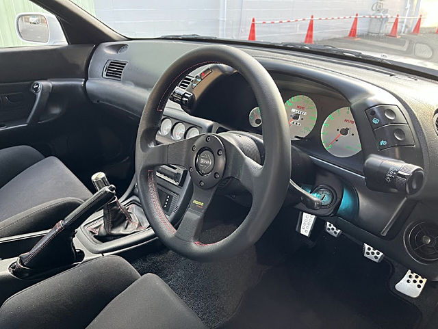 Dashboard of BNR32 SKYLINE GT-R.