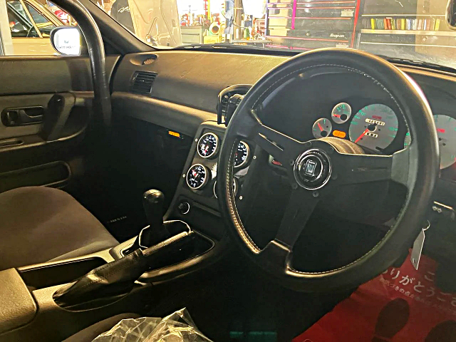 Interior of BNR32 SKYLINE GT-R.