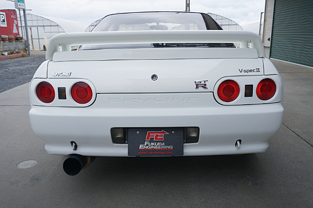 Rear exterior of R32 SKYLINE GT-R V-SPEC.