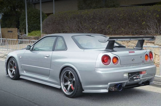 Rear exterior of R34 SKYLINE GT-R V-SPEC.