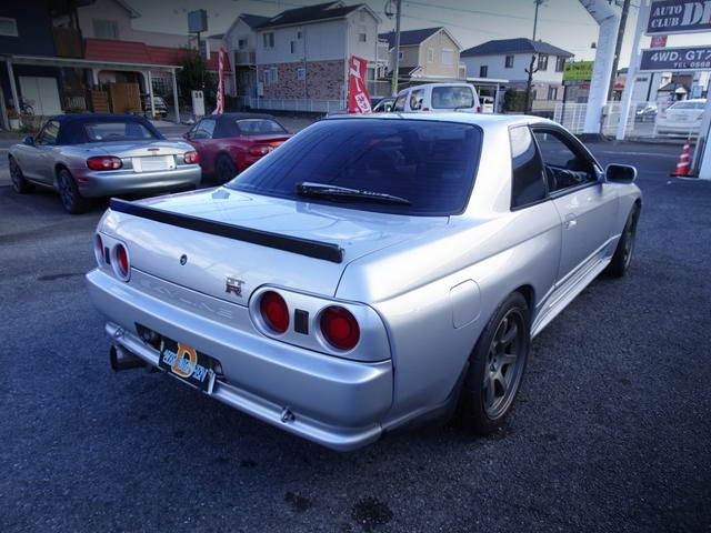 Rear exterior of R32 SKYLINE GT-R.