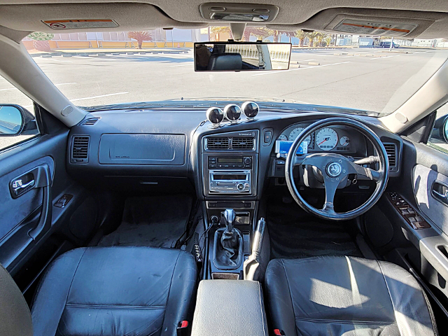 Interior of WGC34 NISSAN STAGEA 25t RS V.