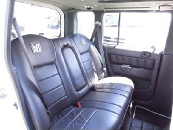 Seat of NPC30 TOYOTA bB Limousine.