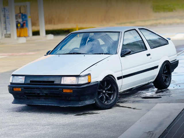 Front exterior of AE86 COROLLA LEVIN GTV.