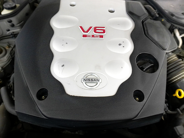 VQ35DE 3500cc V6 engine.