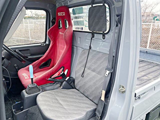 Seats of DA63T SUZUKI CARRY.