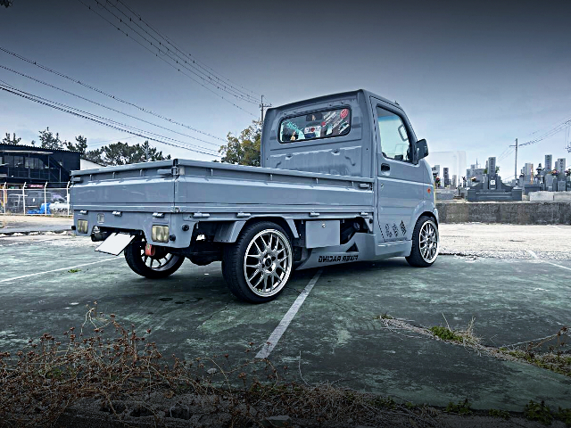 Rear exterior of DA63T SUZUKI CARRY.