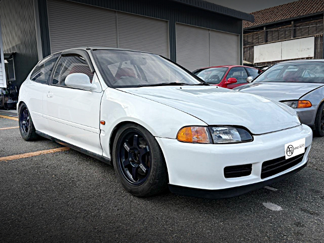 Front exterior of EG6 HONDA CIVIC SiR.