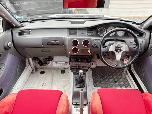 Interior dashboard of EG6 HONDA CIVIC SiR.