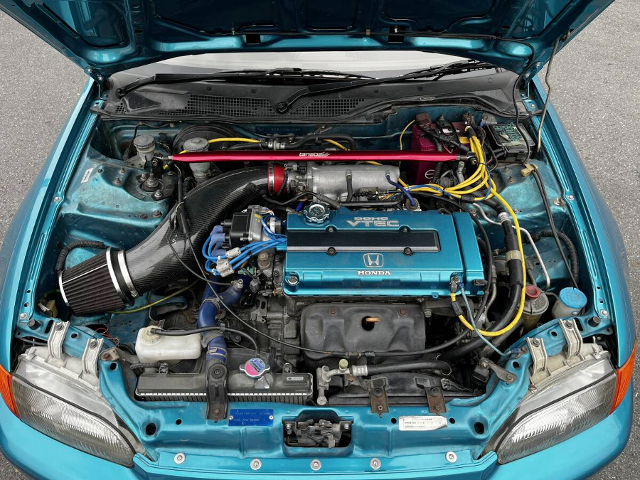 B16B 1600cc VTEC engine.