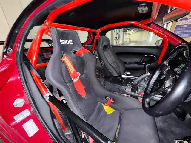 Roll cage and seats of FD3S MAZDA RX-7.