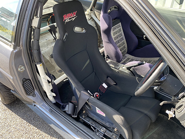 Interior seats of　LEVIN faced AE85 SPRINTER TRUENO.