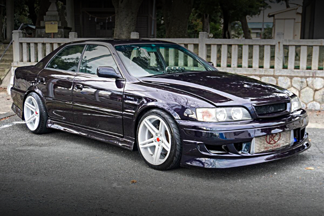 Front exterior of JZX100 CHASER TOURER-V.