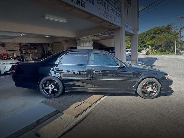 Right-side exterior of JZX100 CRESTA ROULANT G.