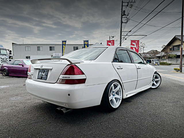 Rear exterior of JZX110 MARK 2 GRANDE iR-V.