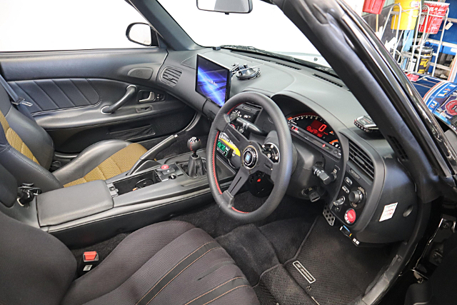Interior of AP2 S2000.