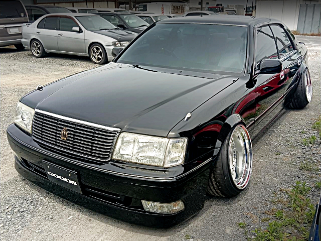 Front exterior of 10th Gen CROWN ROYAL SALOON G.