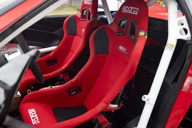Interior seats of Static FERRARI 348 CHALLENGE.