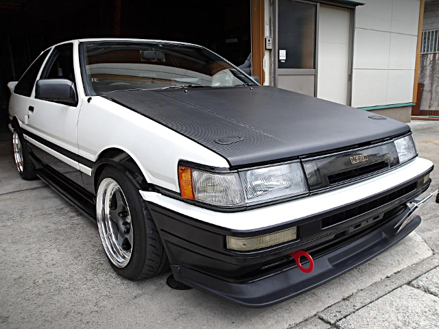 Front exterior of AE85 COROLLA LEVIN SR.
