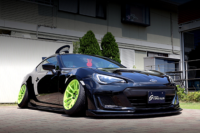 Front exterior of Static ZC6 SUBARU BRZ S.