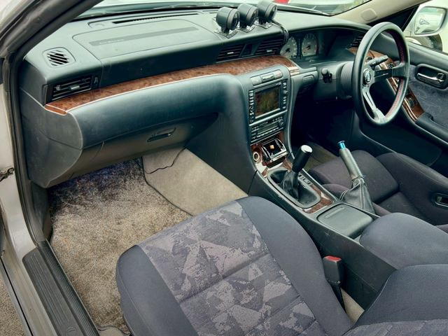Interior Dashboard of C35 LAUREL 25 CLUB S TYPE X.