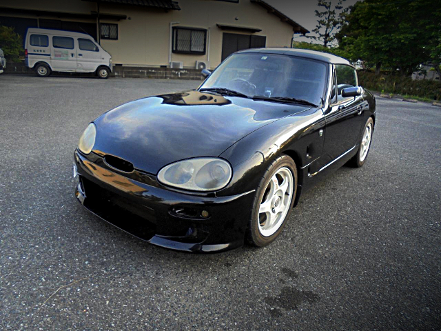 Front exterior of SUZUKI CAPPUCCINO.