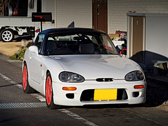 Front exterior of EA11R SUZUKI CAPPUCCINO.
