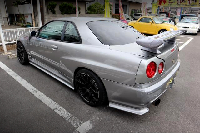 Rear exterior of ER34 SKYLINE 2-DOOR 25GT TURBO.