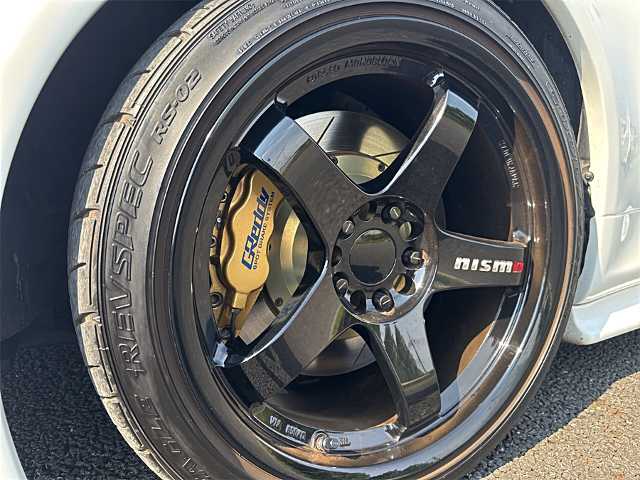 GREDDY Caliper adn LM GT4 Rim.