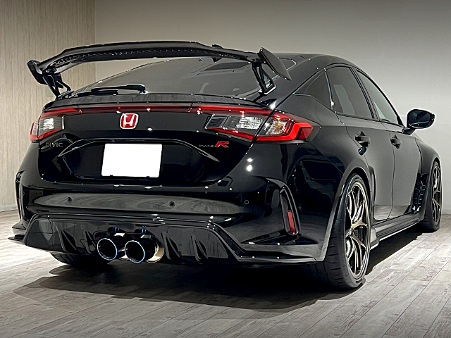 Rear exterior of FL5 HONDA CIVIC TYPE-R.