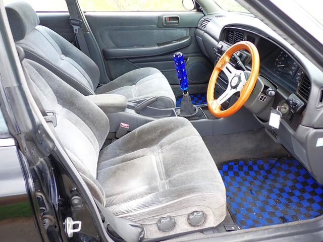 Interior of GX81 CHASER AVANTE TWIN CAM 24.