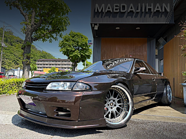 Front exterior of PANDEM WIDEBODY HCR32 SKYLINE 2-DOOR GTS-t TYPE-M.
