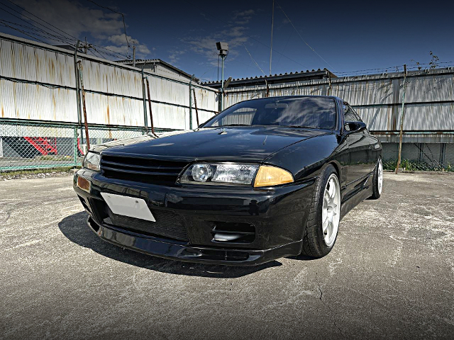 Front exterior of HCR32 SKYLINE 2-DOOR GTS-t TYPE-M.