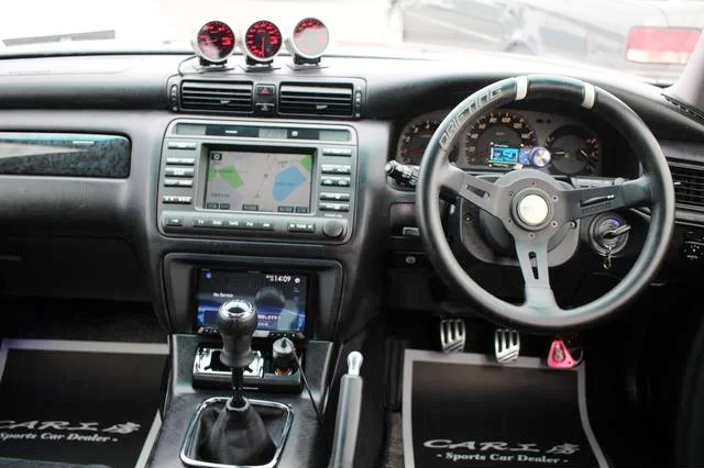 Manual conversion interior of JZS171 TOYOTA CROWN ATHLETE V.