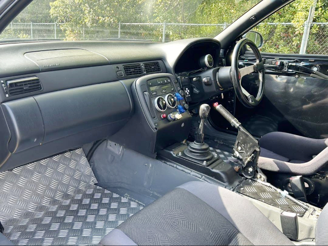 Interior of WIDEBODY JZZ30 SOARER.