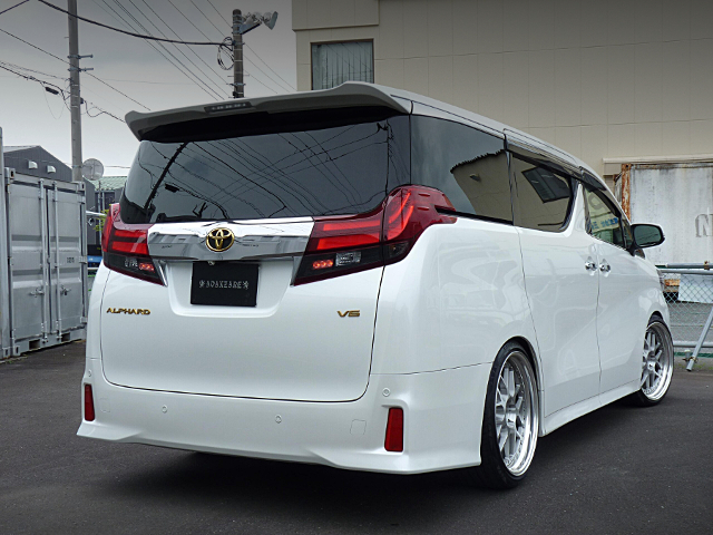 Rear exterior of GGH30W ALPHARD 3.5 SA C-PACKAGE.
