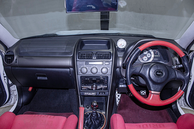 Interior of ALTEZZA 280T.