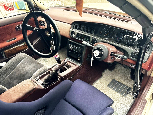 Interior of C33 NISSAN LAUREL.